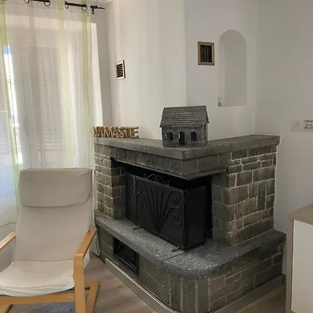 Nyaraló Casa Rosina - Caramella, Nel Nucleo, Ai Piedi Della Verzasca- Gordola